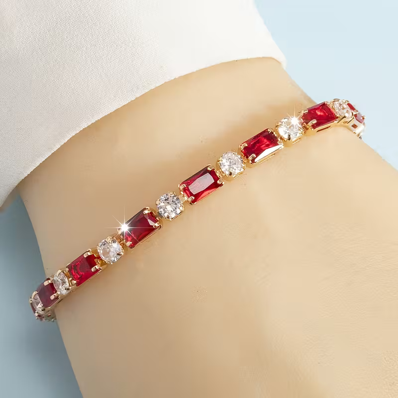 Charming Bracelet for Any Occasion