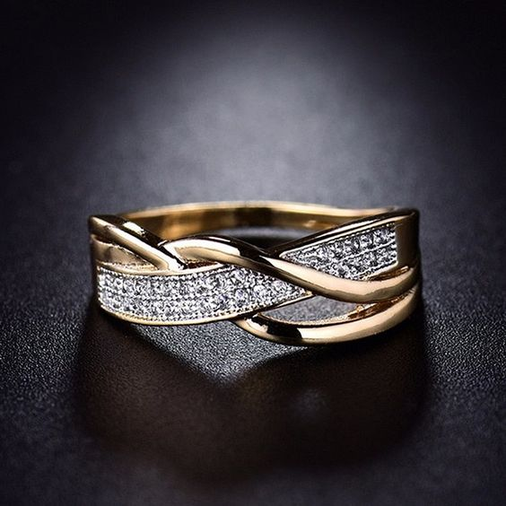 Beautiful Gold Ring with Unique Style