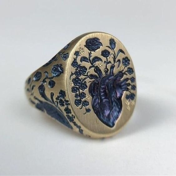 Beautiful Gold Ring with Unique Style