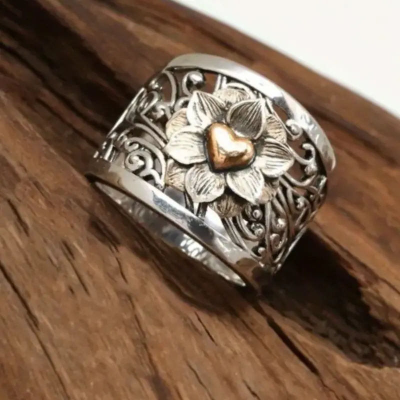 Charming Gold Ring for Any Occasion