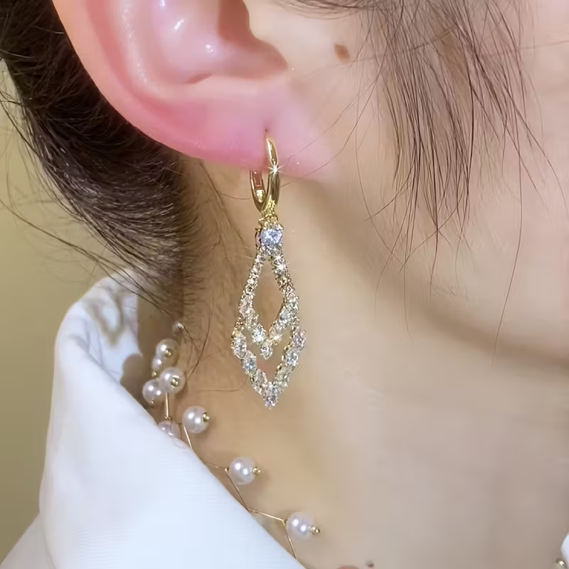 Romantic Earring for Special Moments